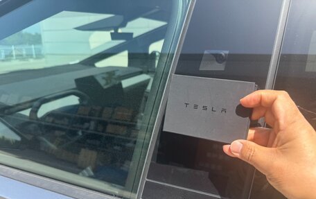 Tesla Cybertruck, 2025 год, 19 400 000 рублей, 9 фотография