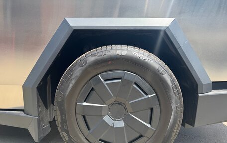 Tesla Cybertruck, 2025 год, 19 400 000 рублей, 5 фотография