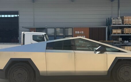 Tesla Cybertruck, 2025 год, 19 400 000 рублей, 18 фотография