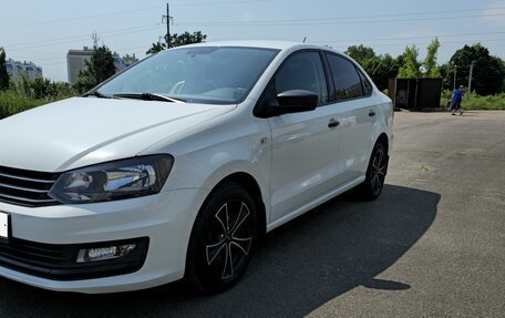 Volkswagen Polo VI (EU Market), 2016 год, 950 000 рублей, 4 фотография