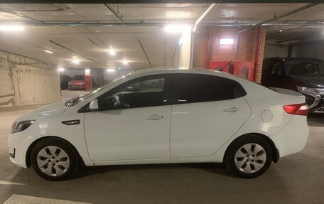 KIA Rio III рестайлинг, 2013 год, 825 000 рублей, 2 фотография