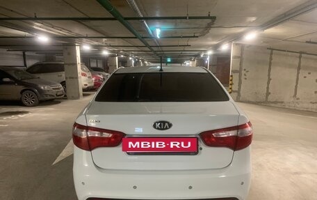 KIA Rio III рестайлинг, 2013 год, 825 000 рублей, 4 фотография