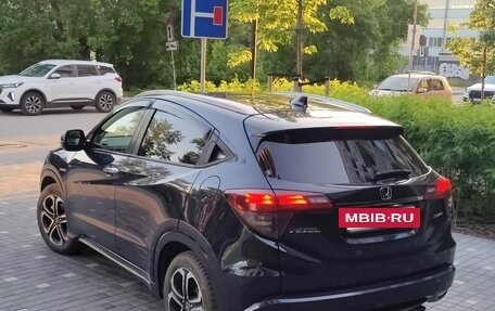 Honda Vezel, 2018 год, 2 250 000 рублей, 2 фотография