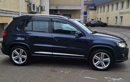 Volkswagen Tiguan I, 2016 год, 2 080 000 рублей, 2 фотография