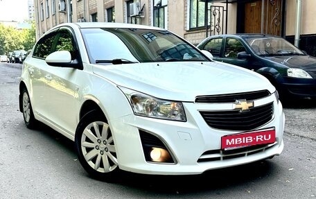 Chevrolet Cruze II, 2013 год, 849 999 рублей, 2 фотография