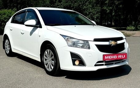 Chevrolet Cruze II, 2013 год, 849 999 рублей, 4 фотография