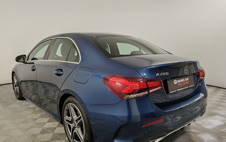 Mercedes-Benz A-Класс, 2021 год, 2 655 000 рублей, 7 фотография