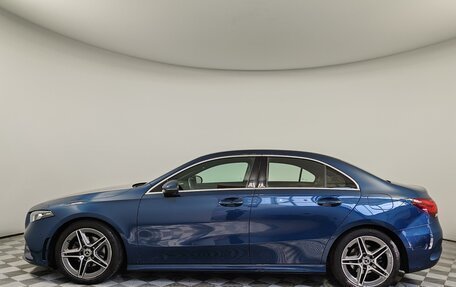 Mercedes-Benz A-Класс, 2021 год, 2 655 000 рублей, 8 фотография