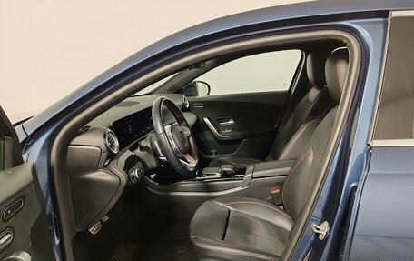 Mercedes-Benz A-Класс, 2021 год, 2 655 000 рублей, 16 фотография