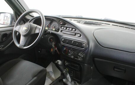 Chevrolet Niva I рестайлинг, 2015 год, 725 000 рублей, 9 фотография