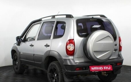 Chevrolet Niva I рестайлинг, 2015 год, 725 000 рублей, 7 фотография
