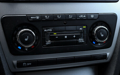Skoda Octavia, 2012 год, 997 000 рублей, 17 фотография