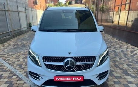 Mercedes-Benz V-Класс, 2020 год, 7 490 000 рублей, 2 фотография