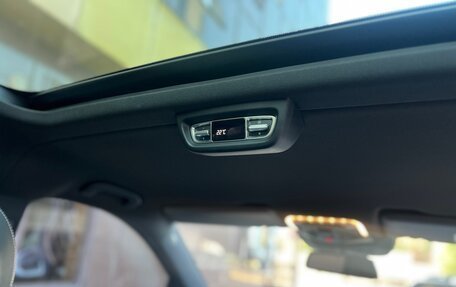 Mercedes-Benz V-Класс, 2020 год, 7 490 000 рублей, 26 фотография