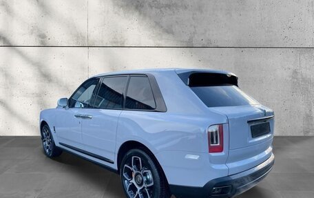 Rolls-Royce Cullinan, 2022 год, 4 фотография