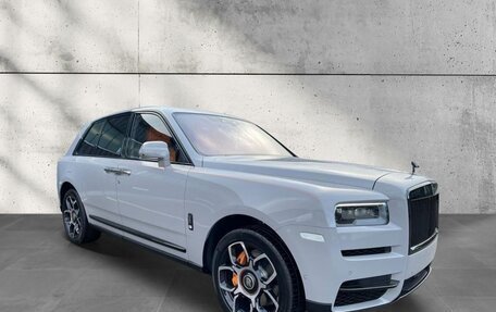 Rolls-Royce Cullinan, 2022 год, 5 фотография