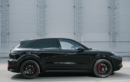 Porsche Cayenne III, 2021 год, 14 100 000 рублей, 2 фотография