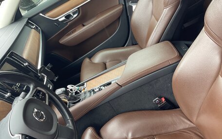 Volvo S90 II рестайлинг, 2019 год, 3 290 000 рублей, 7 фотография
