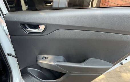 Hyundai Solaris II рестайлинг, 2020 год, 1 700 000 рублей, 9 фотография