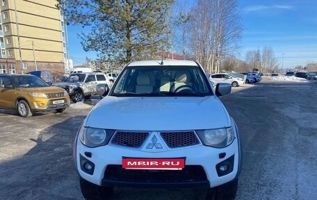 Mitsubishi L200 IV рестайлинг, 2011 год, 875 000 рублей, 6 фотография