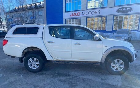 Mitsubishi L200 IV рестайлинг, 2011 год, 875 000 рублей, 8 фотография