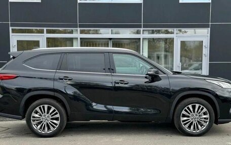 Toyota Highlander, 2025 год, 5 070 000 рублей, 4 фотография