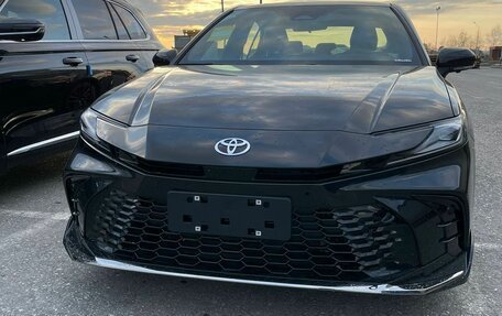 Toyota Camry, 2025 год, 3 800 000 рублей, 2 фотография