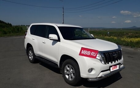 Toyota Land Cruiser Prado 150 рестайлинг 2, 2014 год, 3 450 000 рублей, 1 фотография