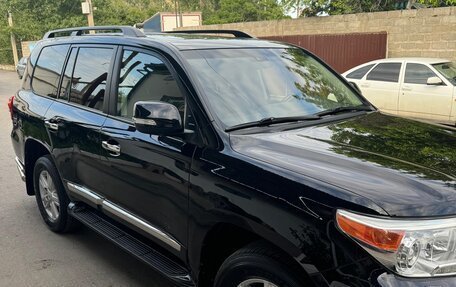 Toyota Land Cruiser 200, 2013 год, 3 750 000 рублей, 3 фотография
