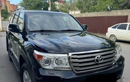 Toyota Land Cruiser 200, 2013 год, 3 750 000 рублей, 2 фотография