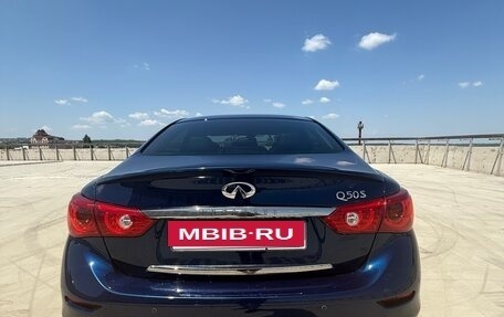 Infiniti Q50 I рестайлинг, 2016 год, 3 000 000 рублей, 5 фотография