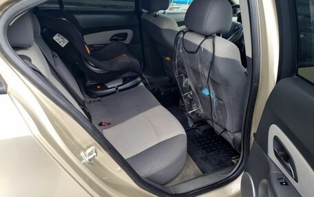 Chevrolet Cruze II, 2010 год, 650 000 рублей, 12 фотография