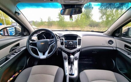 Chevrolet Cruze II, 2010 год, 650 000 рублей, 14 фотография