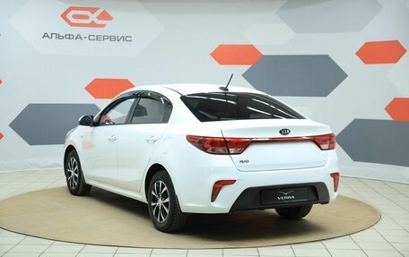 KIA Rio IV, 2018 год, 1 250 000 рублей, 7 фотография