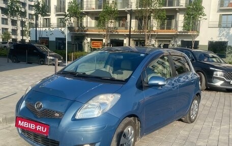Toyota Vitz, 2009 год, 730 000 рублей, 9 фотография