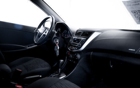 Hyundai Solaris II рестайлинг, 2015 год, 995 000 рублей, 14 фотография