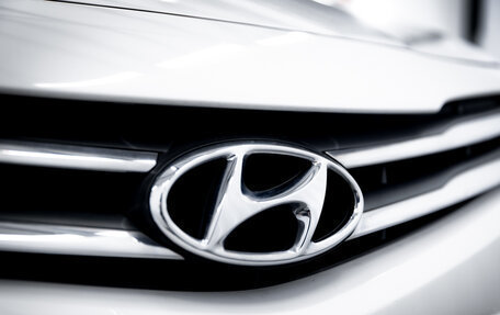 Hyundai Solaris II рестайлинг, 2015 год, 995 000 рублей, 9 фотография