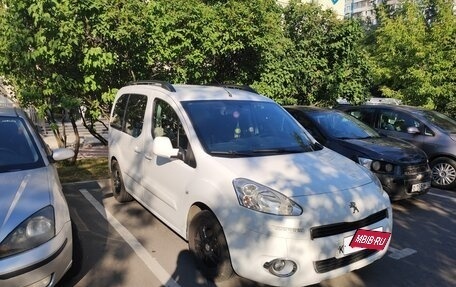 Peugeot Partner II рестайлинг 2, 2014 год, 970 000 рублей, 3 фотография
