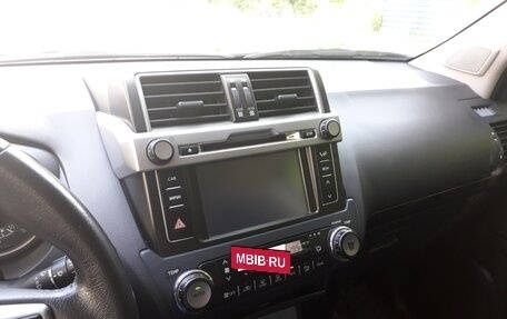Toyota Land Cruiser Prado 150 рестайлинг 2, 2014 год, 3 450 000 рублей, 10 фотография