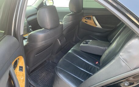 Toyota Camry, 2006 год, 599 999 рублей, 10 фотография