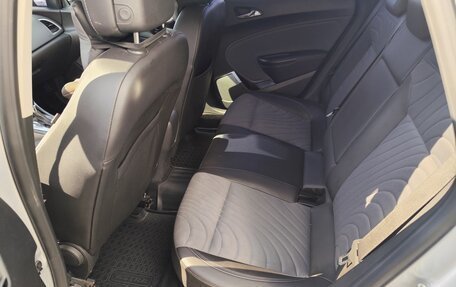 Opel Astra J, 2013 год, 770 000 рублей, 10 фотография