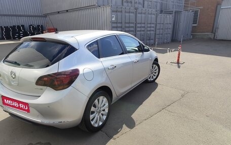 Opel Astra J, 2013 год, 770 000 рублей, 5 фотография