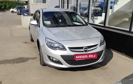 Opel Astra J, 2013 год, 770 000 рублей, 15 фотография
