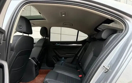 Skoda Superb III рестайлинг, 2022 год, 1 800 000 рублей, 7 фотография