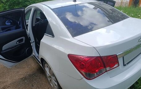 Chevrolet Cruze II, 2012 год, 800 000 рублей, 3 фотография