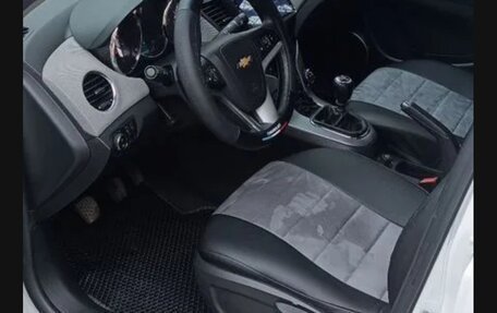 Chevrolet Cruze II, 2012 год, 800 000 рублей, 16 фотография