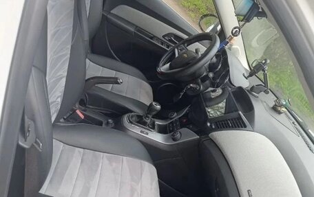Chevrolet Cruze II, 2012 год, 800 000 рублей, 18 фотография