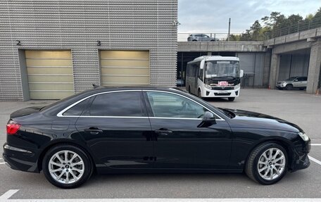 Audi A4, 2022 год, 4 400 000 рублей, 6 фотография