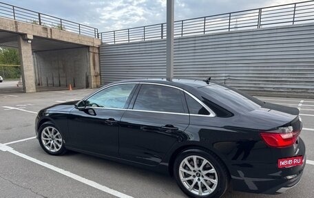 Audi A4, 2022 год, 4 400 000 рублей, 4 фотография