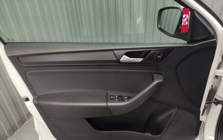Volkswagen Polo VI (EU Market), 2021 год, 1 400 000 рублей, 14 фотография